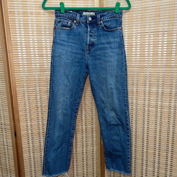 Levi's Wedgie Raw Hem High Waist Straight Leg Jeans in Love Triangle - Picture 2 of 5